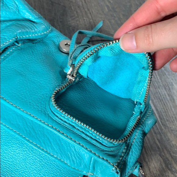 SOLD Vintage Roots leather turquoise buckle ring - Picture 6 of 9